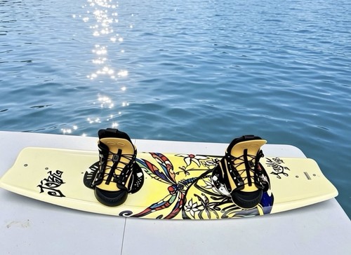 Jobe wakeboard and holding - wakeboard, bag