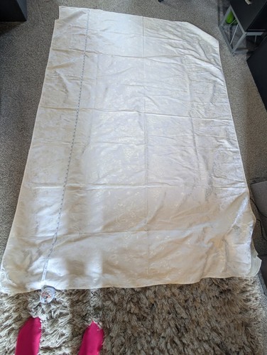 Xxl cream damask tablecloth - xxl,