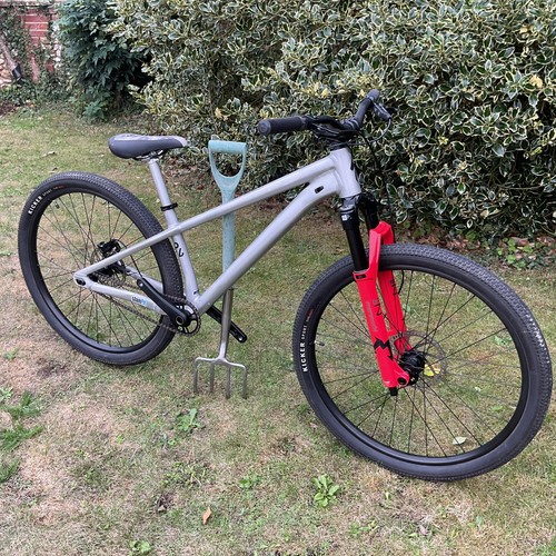 Specialized dirt jump bike - specialized,