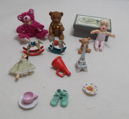 Dolls house miniature job - house, lot