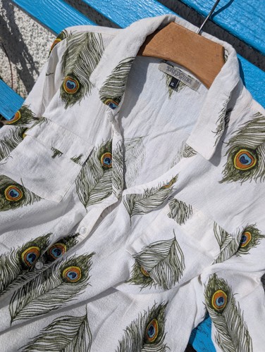Peacock feather print linen - print,