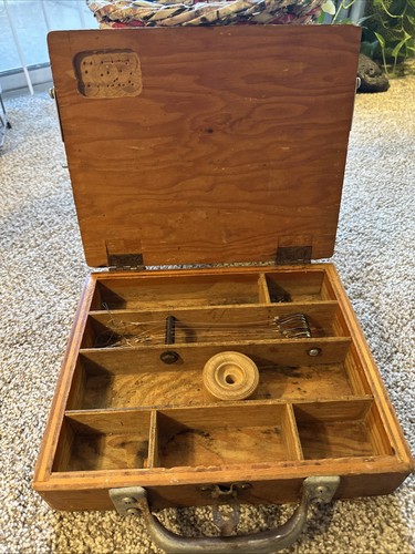 Vintage handmade wooden tackle - vintage,