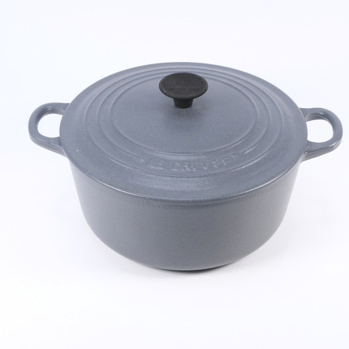 Creuset 22cm cast iron - creuset,
