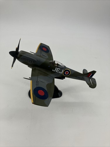 Hobbymaster spitfire xiv - spitfire,