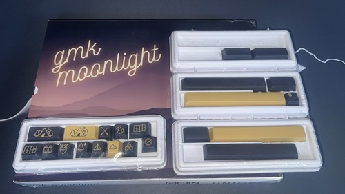 Gmk moonlight keycaps base kit - moonlight,