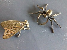 Brass ornaments, fly ash tray and spider, vintage/collectors, good weight
