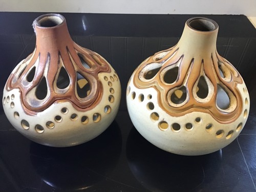 Vintage shelf pottery - vintage,