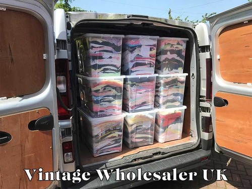 Lots wholesale vintage - of,