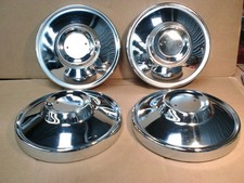 JAGUAR DAIMLER  HUB CAP XJ6