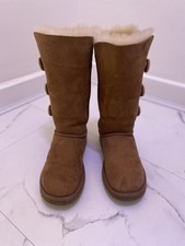 UGG Australia Bailey Button