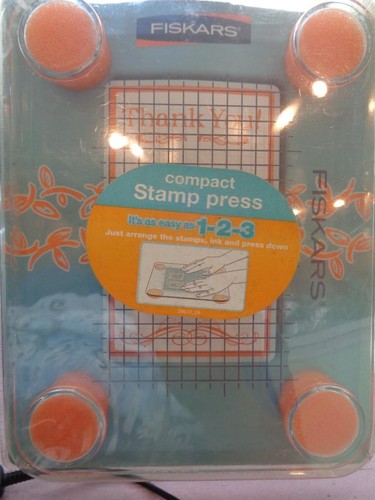 Fiskars compact stamp press - compact, 3"