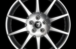 Jaguar alloy road wheel - wheel, 3.0