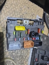 9661086980 Peugeot 207 307 Citroen Under Bonnet Fuse Box Module BSM-L10-00 #148