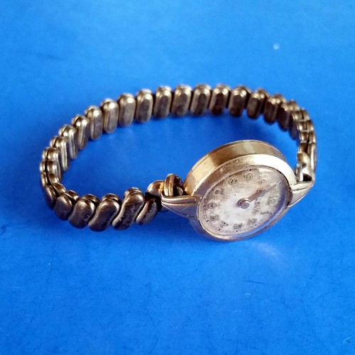Vintage bulova gold ladies - bulova,