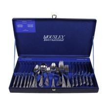 Housley International 50 Piece