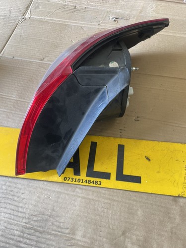 Volkswagen passat tail - volkswagen,