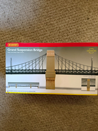 Hornby grand suspension bridge - grand,