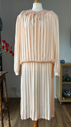 Vintage 80s peach pleated - peach,