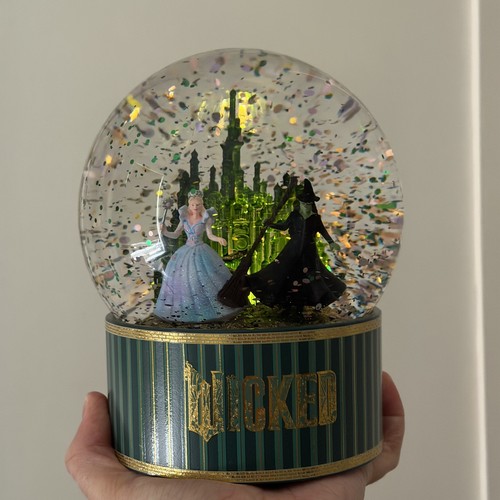 Wicked elphaba glinda giant - elphaba,