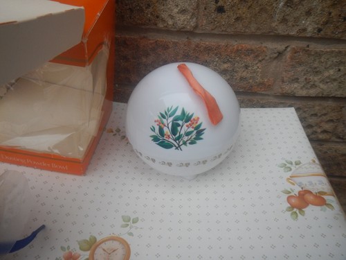 Vintage boxed morny - boxed, sandalwood