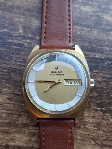 Bulova accutron 2182f - bulova,