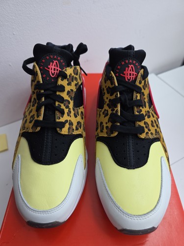 Nike air huarache snkrs day - nike,