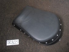 Suzuki VLR1800 Intruder Rear Seat Studded 2008-10 8/25