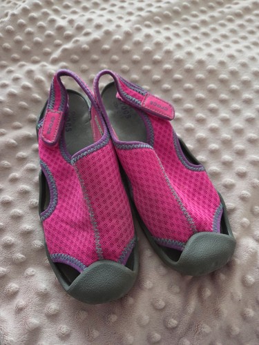 Girls crocs swiftwater sandals - girls,