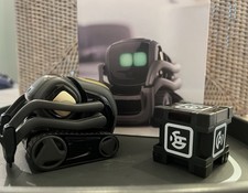 Anki Vector Robert Nearly New Original Box with Instructions