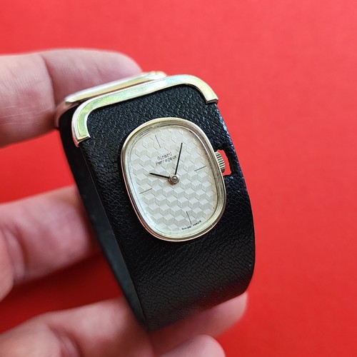 Girard perregaux geometric - perregaux,