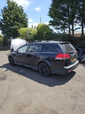 VAUXHALL VECTRA SRI XP NAV PLUS 2.2 PETROL AUTO BREAKING CAR PARTS AVAILABLE 
