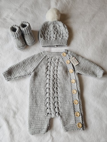 Hand knitted grey - knitted, baby