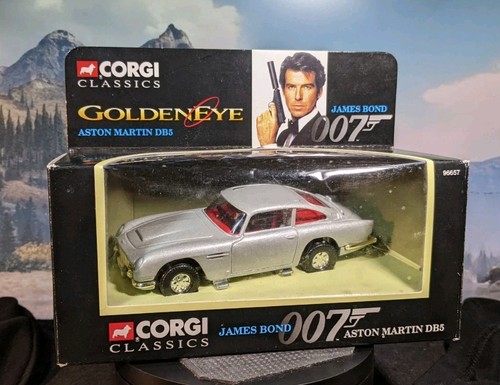 Corgi classics james bond - james,