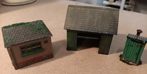 Scale buildings lineside - -,