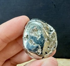Crystal pyrite cubic palm - crystal,