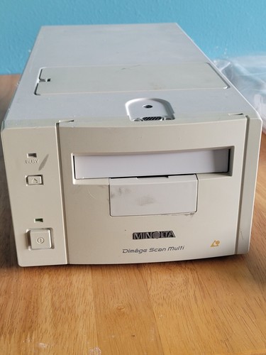 Minolta 3000 dimage - f-3000,