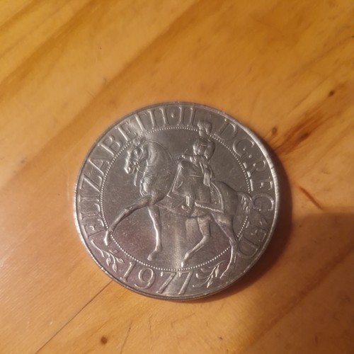 Queen elizabeth ii - queen, silver