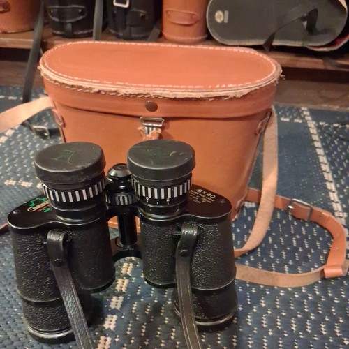 Greenkat binoculars x 40 - ,