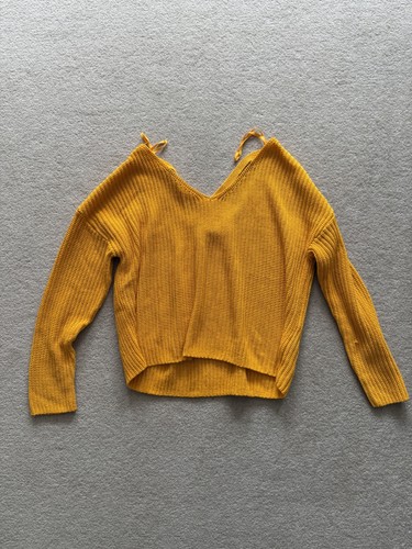 Mustard yellow cross - mustard,