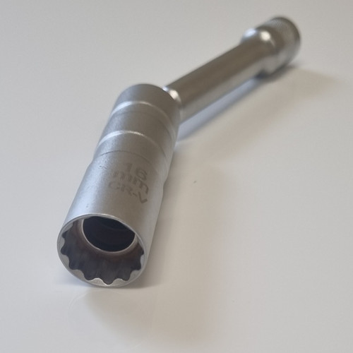 Extended spark plug socket - plug,