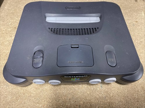 Nintendo n64 console - 64,