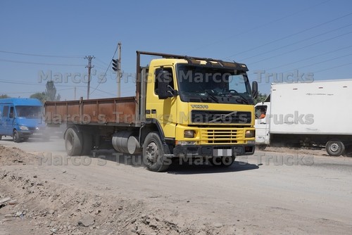 Truck photo volvo fm7 250 - truck,