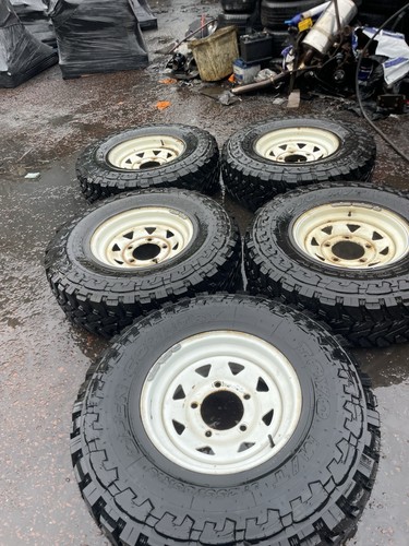 Land rover defender - defender, white