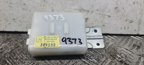 Nissan elgrand e51 sliding - nissan,