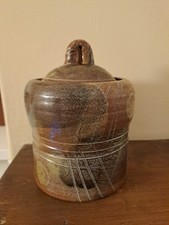 Jane Hamlyn OBE Studio Pottery