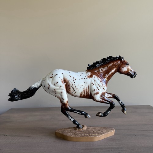 Breyer smarty jones mold - jones,