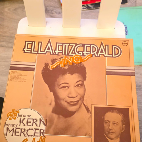 Ella fitzgerald sings the - ella,