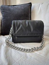 Marc Jacobs The Pillow Bag