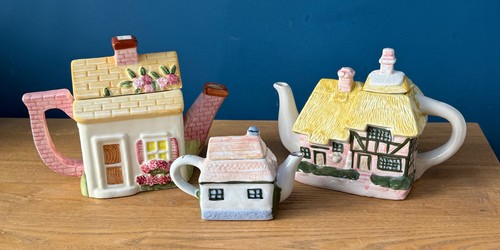 Three cottage collectors - three,