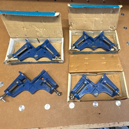Record 140 adjustable corner - record,